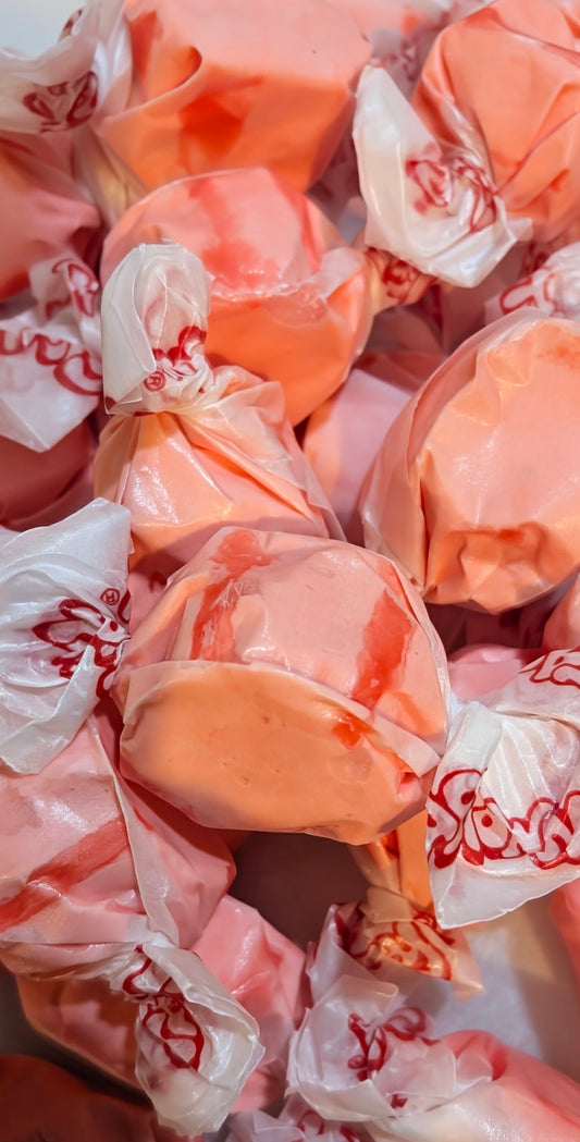 Strawberry Salt Water Taffy – 1.5 lb Bag